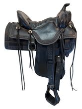 SOLD 2025/12/07j  15.5Inch Used Tucker Old West Trail Saddle 277