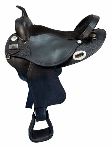 SOLD 2026/02/13 17 Inch Used Big Horn Trail Saddle X Wide Tree 908