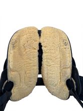 SOLD 2026/02/13 17 Inch Used Big Horn Trail Saddle X Wide Tree 908