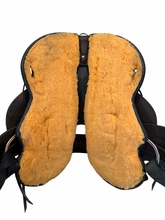 HOLD 2026/09/04j 15 Inch Used Circle Y Snowy River Trail Saddle Medium Flex2 Tree 1687