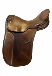 PRICE REDUCED! 16.5Inch Used Kieffer Munchen Grand Prix International Dressage Saddle