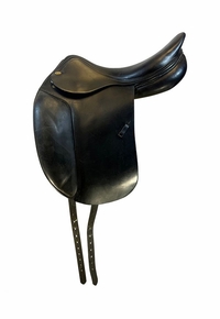 PRICE REDUCED! 17.5Inch Used Cobra Dressage Saddle