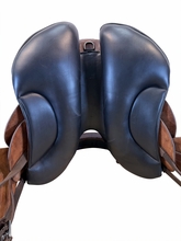 SOLD 2026/08/12 S2 Used DP Saddlery Trail Saddle Adjustable Tree 2261