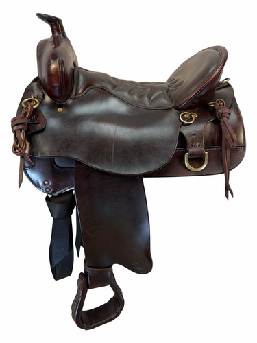 SOLD 2026/01/23j   16.5Inch Used Tucker High Plains Trail Saddle Wide Tree 260