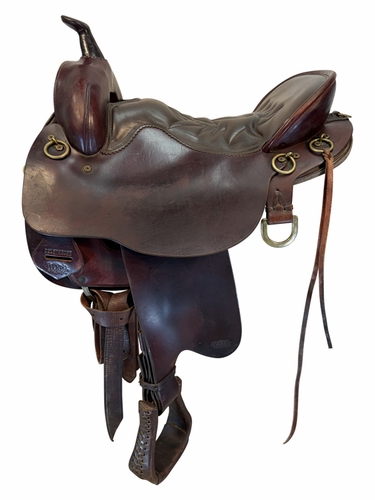 SOLD 2026/03/06j  16.5Inch Used Tucker Cheyenne Trail Saddle Wide Tree 157