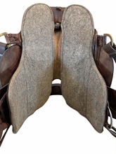 SOLD 2026/06/17j  16.5Inch Used Tucker High Plains Trail Saddle Wide Tree 260