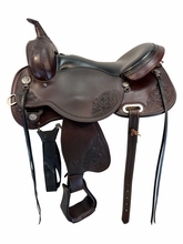 SOLD 2026/05/29 17 Inch Used Circle Y Lady Trail Saddle Wide Flex Tree (Has Short Fenders) y5701