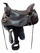 SOLD 2026/06/24 16.5Inch Used Tucker High Plains Trail Saddle Wide Tree T60