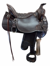 SOLD 2026/06/24 16.5Inch Used Tucker High Plains Trail Saddle Wide Tree T60
