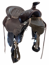 SOLD 2026/06/24 16.5Inch Used Tucker High Plains Trail Saddle Wide Tree T60