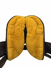 SOLD 2026/08/18j  16 Inch Used Big Horn King of Mules Cordura Trail Saddle Medium Tree 305