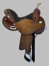 SOLD 2026/08/19  15 Inch Used Circle Y Kelly Kaminski Blaze Barrel Saddle Medium Flex2 Tree 1528