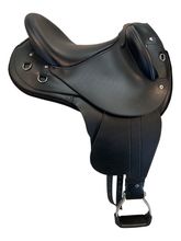 Used Wintec Endurance Saddle 500 1B