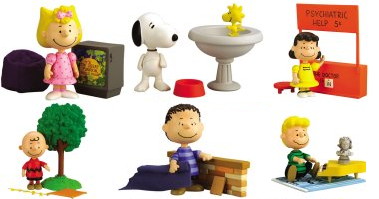 Good ol' Charlie Brown Figures Sally, Linus, Lucy, Schroeder
