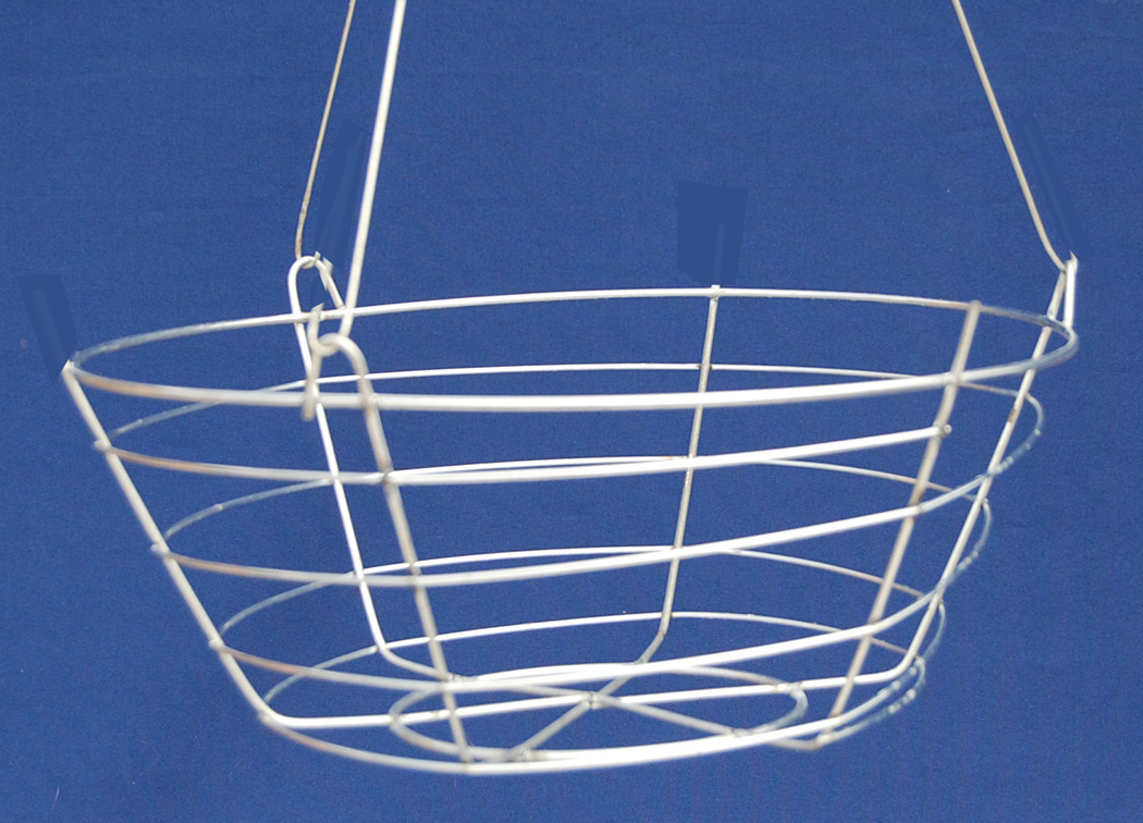 Shallow Wire Basket with hanger 18" diameter