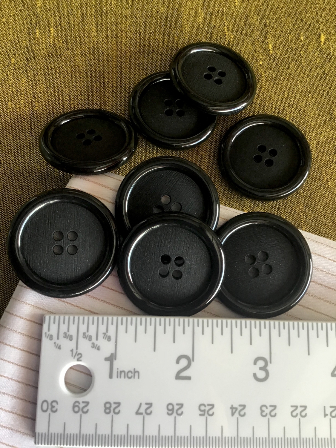 Black Large 4 Hole 1-1/2