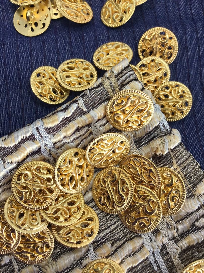 ＊アンティークボネ＊ gold-metal-designer-fancy-cut-