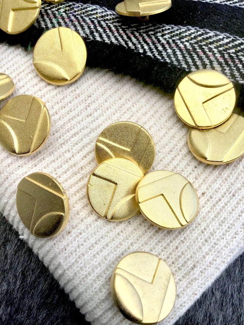 Italian Matte Gold Metal Designer Buttons 7/8