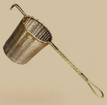 Anima Mundi Apothecary Tea Strainer Large Woven Brass w/ Long Handle 1 ct