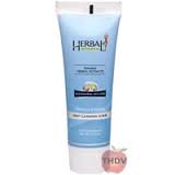 Herbal Destination Cleanscrub Triphalapearl 3.52Oz