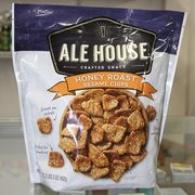 Ale House Crafted Snack Honey Roast Sesame Chips, 992 g