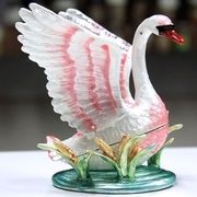 Goose Gilt Jewelry Gift Box with Fine Crystals