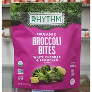 Organic Broccoli Bites, White Cheddar & Parmesan Flavor, 5.5 oz (156 g), Rhythm Superfoods