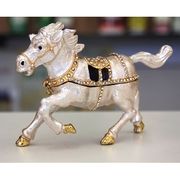 Running Silver Horse Gilt Jewelry Gift Box with Fine Crystals