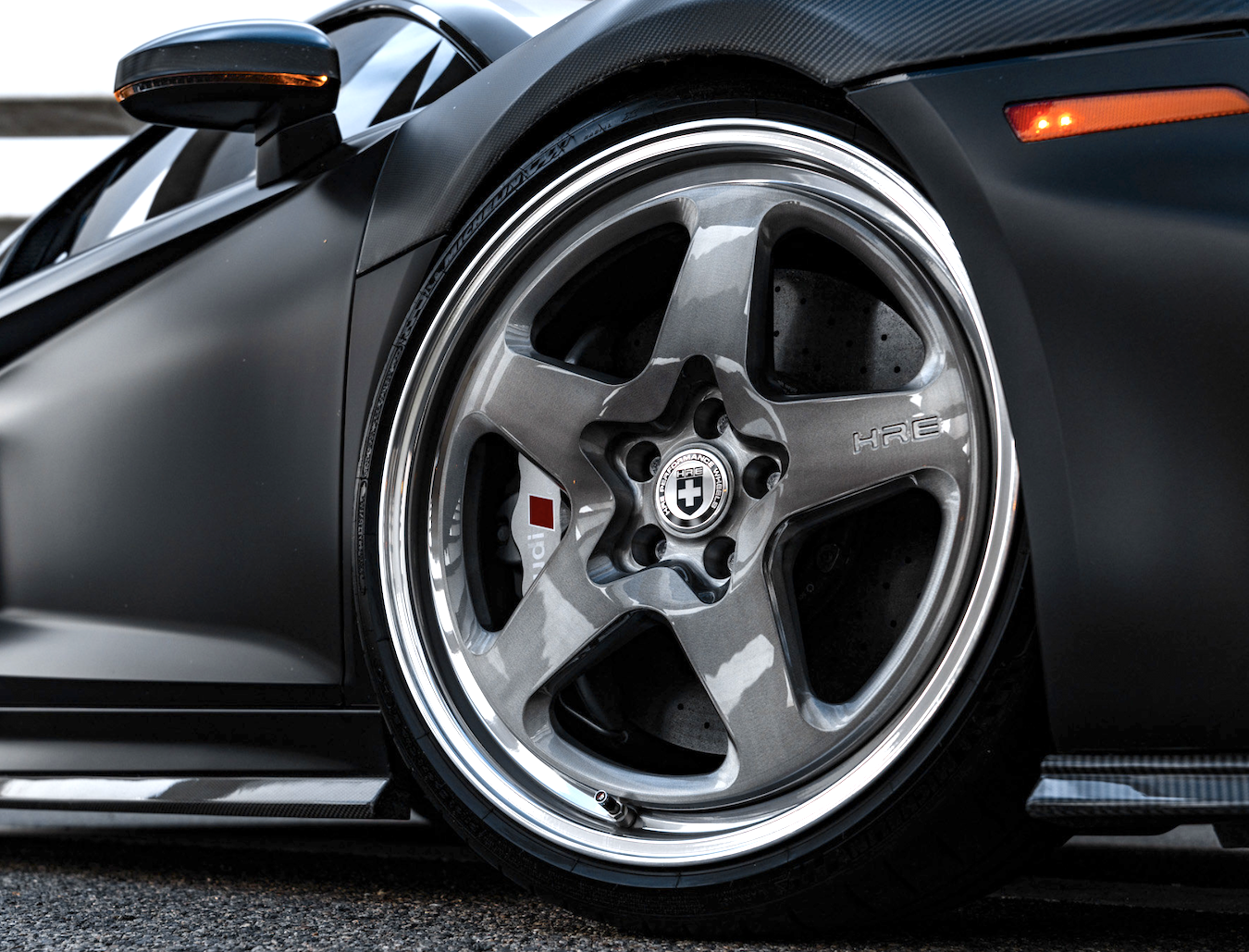 AUDI R8 V10 HRE 527