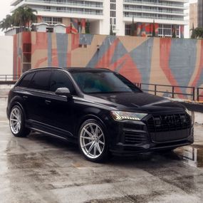 AUDI Q7 VOSSEN HFX-2 5-LUG SILVER POLISHED