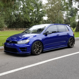 VW GOLF R SIGNATURE SV302S