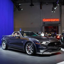 FORD MUSTANG GT HRE P204
