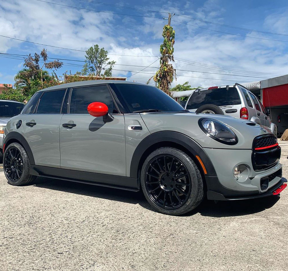 mini-cooper-tsw-paddock-semi-gloss-black-22.gif