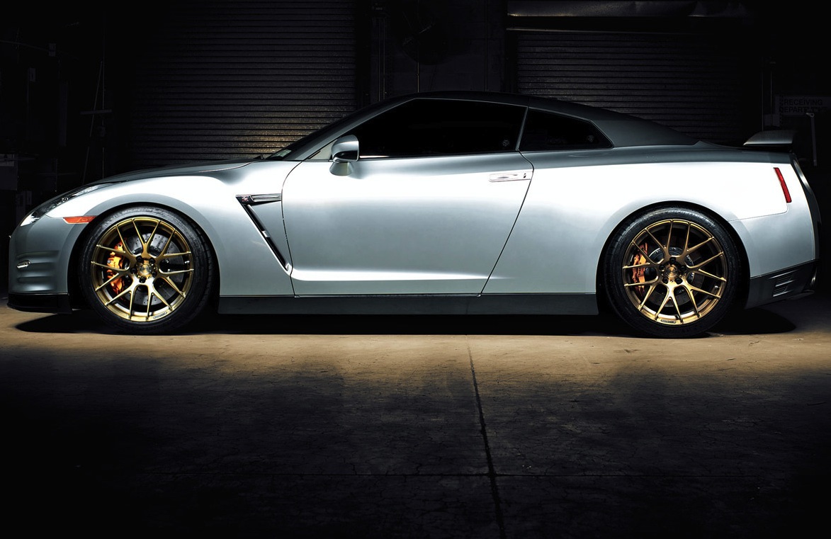 NISSAN GT-R R35 ADV.1 - ADV7.1 MV.1 SL