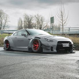 NISSAN GT-R R35 "LIBERTY WALK" VOSSEN FORGED S21-01 3-PIECE