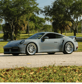 PORSCHE 992 TURBO HRE 520