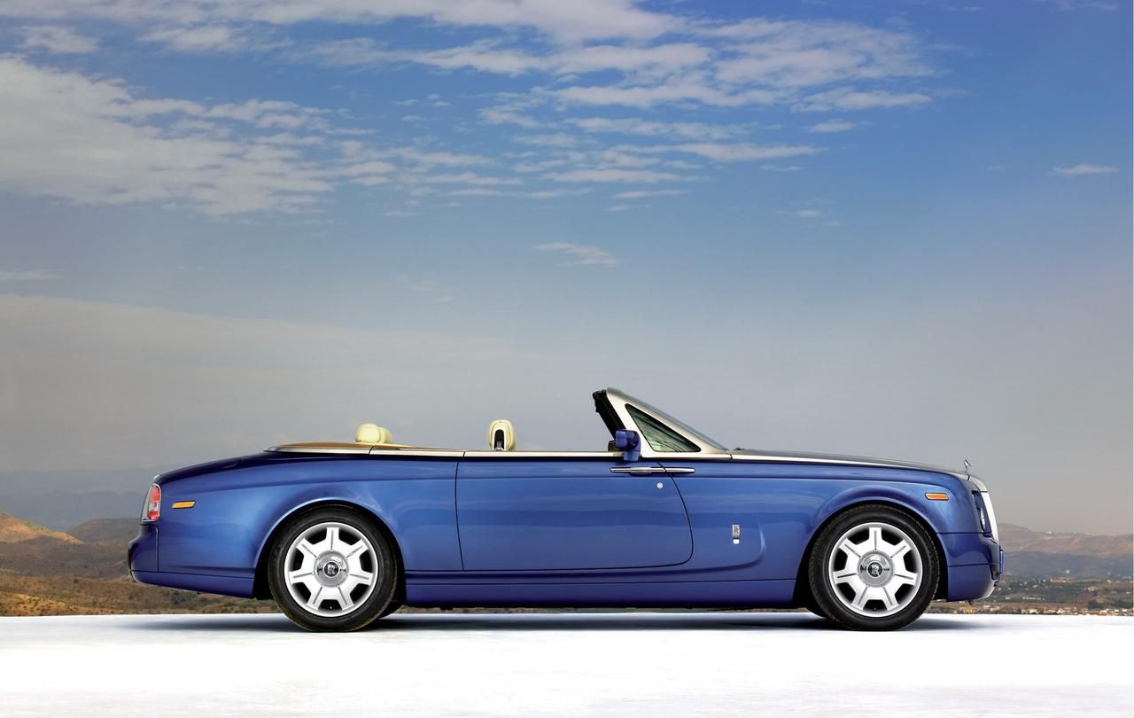ROLLS ROYCE PHANTOM DROPHEAD COUPE