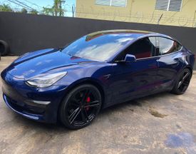 TESLA MODEL 3 OHM LIGHTNING GLOSS BLACK