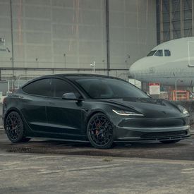 TESLA MODEL 3 VOSSEN HFX-1 GLOSS BLACK