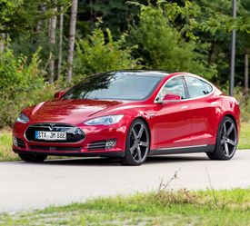 TESLA MODEL S VOSSEN CV3-R GLOSS GRAPHITE