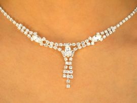 <BR>             LEAD AND NICKEL FREE!!<Br>W9672NE - IMPRESSIVE AUSTRIAN<br>CRYSTAL NECKLACE & EARRING SET<Br>              FROM $21.13 TO $39.00
