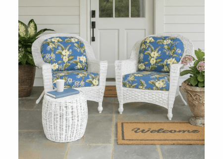 2 Outdoor Wicker White Chairs With Freeport Summer Fabric Set