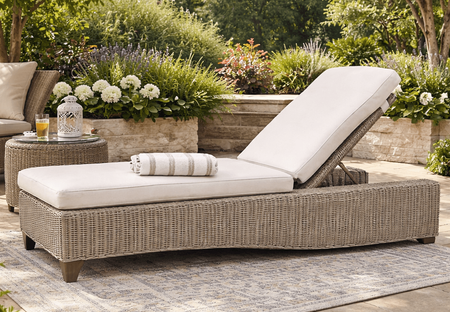 Lane Venture Requisite Wicker Chaise