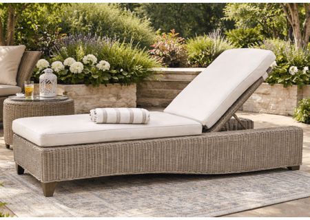 Lane Venture Requisite Wicker Chaise