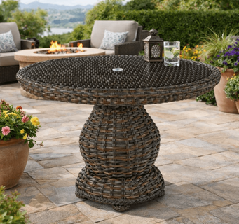 Lane Venture South Hampton 48" Round Dining Table