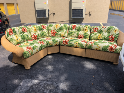 Lloyd Flanders Casa Grande Sectional Cushion Set