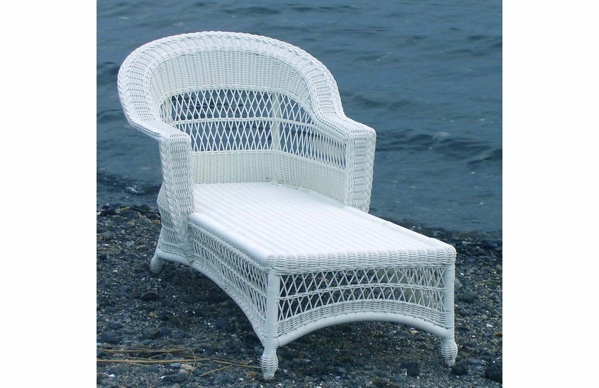 Outdoor Wicker Chaise Cape Cod