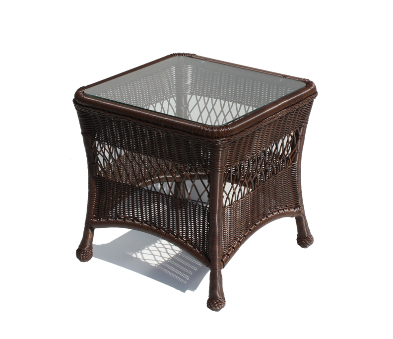 Outdoor Wicker End Table in Brown Wicker Paradise