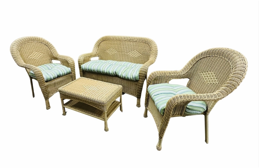 Solid Woven outdoor wicker set of 4