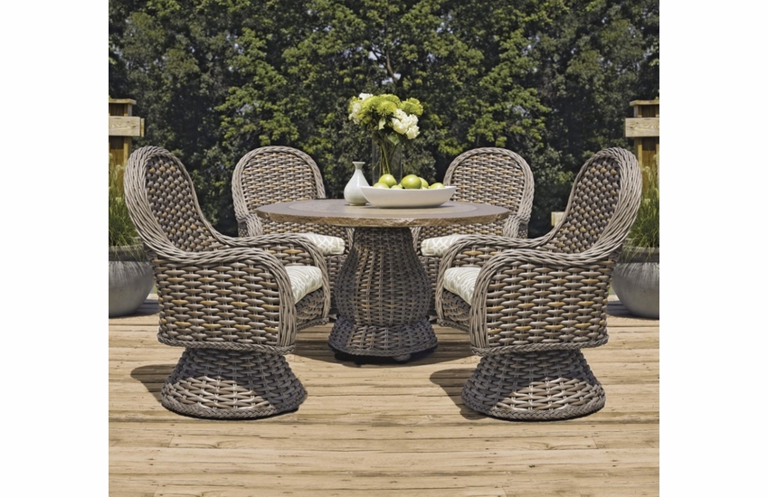 Lane Venture South Hampton Round Dining Table With 4 Swivel Dining Chairs Shown In Sandalwood 